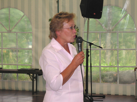 Maila edustaa Maijan sukuhaaraa 2005